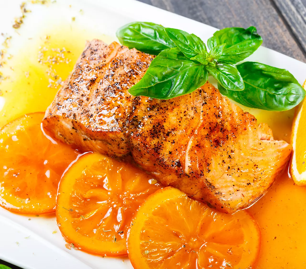 salmão com molho de laranja